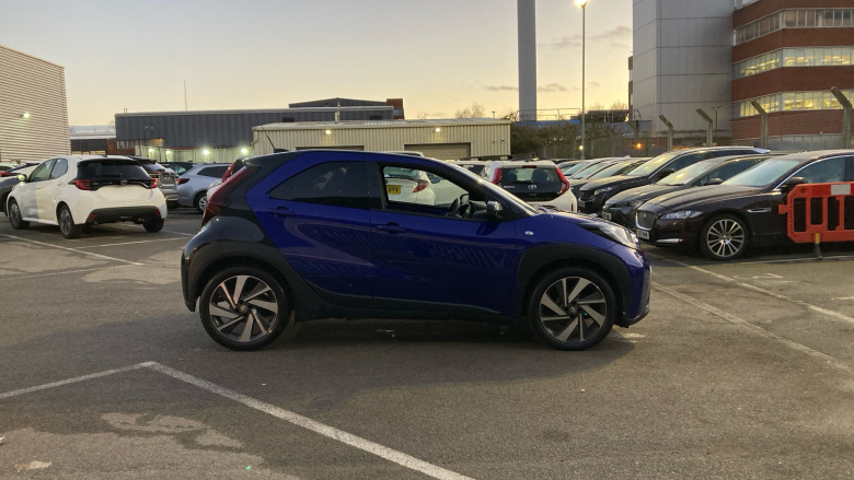 Toyota Aygo X 1.0 VVT-i Edge 5dr Auto Petrol Hatchback